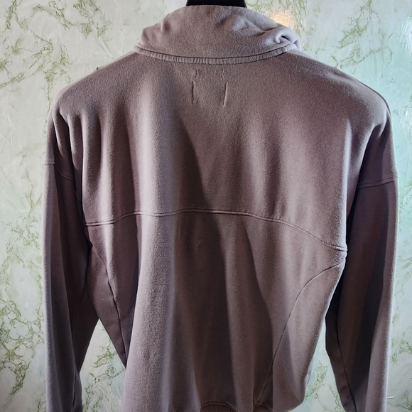 American Eagle Outfitters Ahh-Mazingly Soft 1/4 Zip Lavender Sweatshirt - Picture 8 of 11